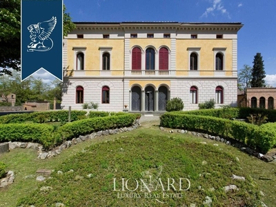 Prestigiosa villa di 1050 mq in vendita Siena, Italia
