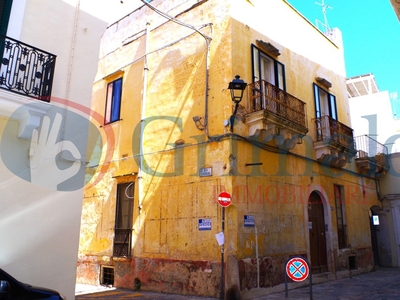 Stabile/Palazzo vista mare a Gallipoli