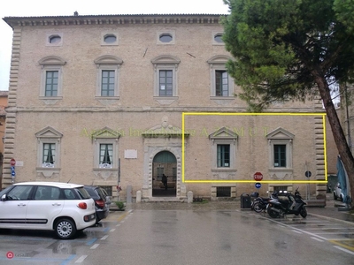 Ufficio in Vendita in Via Nolfi a Fano