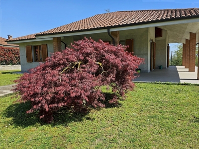 Vendita Villa localita serravalle, 15, Asti