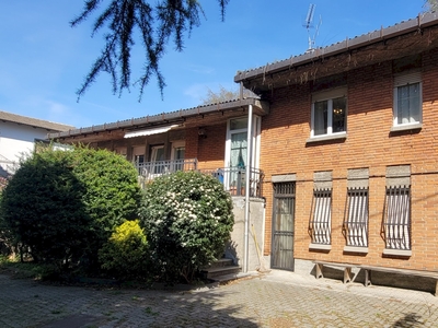 Vendita Villa via Circonvallazione, Verrès