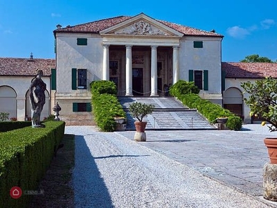 Villa in Vendita in a Vicenza