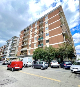 Appartamento in vendita a Cosenza Via Panebianco