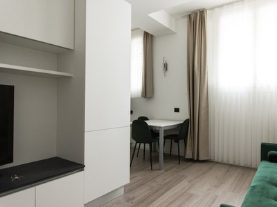 Appartamento con 1 camera da letto in affitto a Milano Fiera, Milano