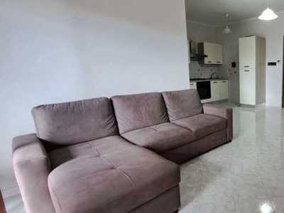Appartamento in Affitto ad Marino - 700 Euro