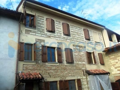 Appartamento in vendita a Camagna Monferrato
