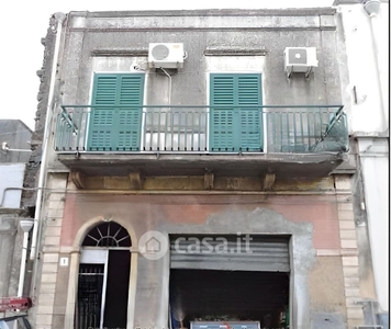 Appartamento in Vendita in Via Erasmo Marotta 9 a Catania