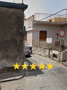 Appartamento in Vendita in Via Grotta San Giovanni a Catania