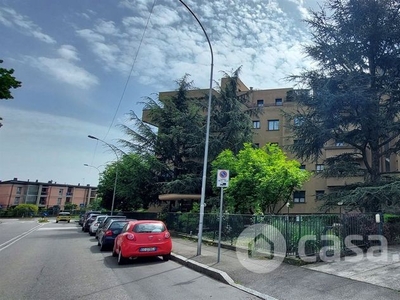 Appartamento in Vendita in Via Lucania 12 a Monza
