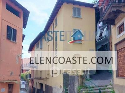 Appartamento in Vendita in Via Tommaso Campanella 3 a Lecco