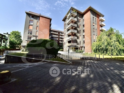Appartamento in Vendita in Viale Campania 58 a Monza