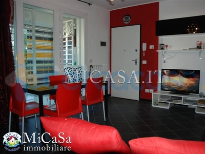 Appartamento Trilocale in ottime condizioni, in vendita in Via Delle Mimose 4, Pisa