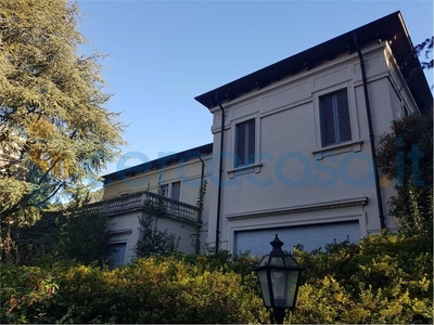 Appartamento Trilocale in vendita in Via Teresa Ciceri 16/18, Como