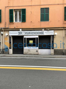 Attività commerciale in vendita in Via Canevari, Genova