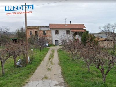 Casa indipendente con terrazzo, Roseto degli Abruzzi cologna spiaggia