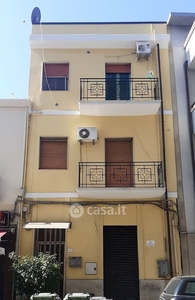 Casa indipendente in Vendita in Via Sbarre Centrali 186 a Reggio Calabria