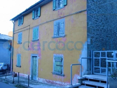 Casa semi indipendente in vendita a Castiglione Dei Pepoli