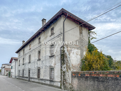 Casa singola a Tezze sul Brenta - Rif. BC211