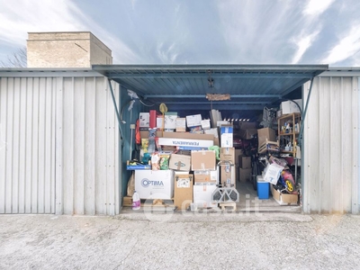 Garage/Posto auto in Vendita in Via Pescara 576 a Chieti