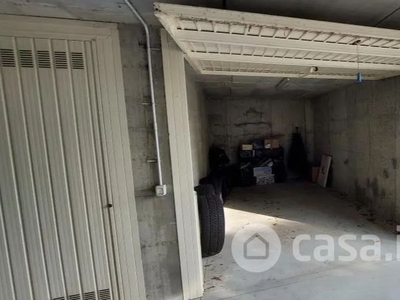 Garage/Posto auto in Vendita in Via Sandro Pertini 2 a Rosate