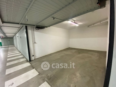 Garage/Posto auto in Vendita in Via Trieste 50 a Padova