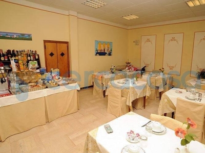 Hotel in ottime condizioni in vendita a Montecatini Terme