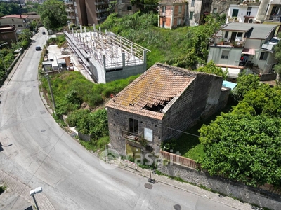 Palazzo in Vendita in Via degli Etruschi a Salerno