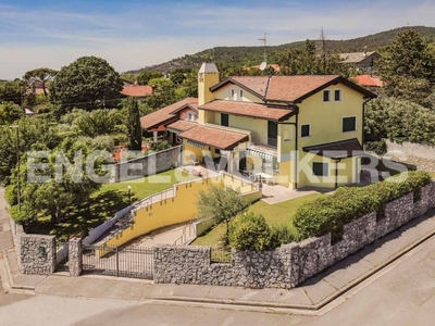 Prestigiosa villa di 300 mq in vendita Frazione Sistiana, Duino-Aurisina, Trieste, Friuli Venezia Giulia