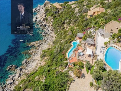Prestigiosa villa di 490 mq in vendita, Via Luna , 1, Maracalagonis, Cagliari, Sardegna
