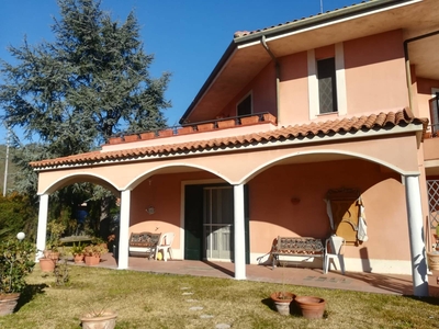 Vendita Villa, VIAGRANDE