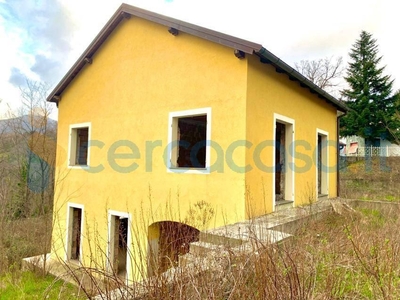 Villa di nuova costruzione, in vendita in Via Caduti Di Isoverde, Campomorone
