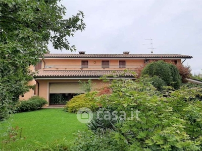 Villa in Vendita in Via Castagnole 46 a Treviso