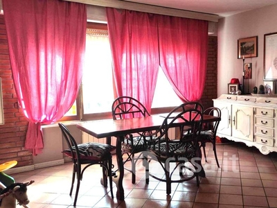 Villa in Vendita in Via dell'Agrifoglio 12 a Pistoia