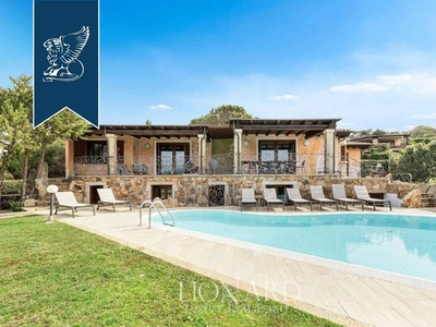 Prestigiosa villa di 217 mq in vendita, San Teodoro, Italia