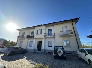 Appartamento in Vendita a Cuneo Via Castelletto Stura