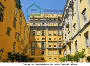 Appartamento in Vendita a Napoli Montecalvario / San Giuseppe