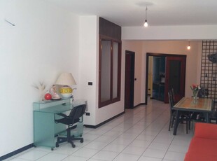Appartamento in Vendita a Reggio di Calabria Contrada Saracinello