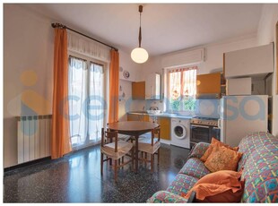 Appartamento Trilocale in ottime condizioni in affitto a Varazze
