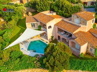 Bellissima villa con piscina privata e splendida vista mare