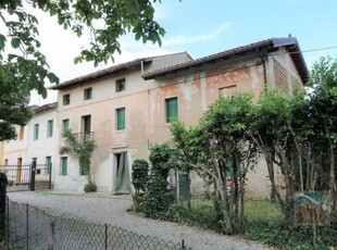 Casa Bi - Trifamiliare in Vendita a Gonars Fauglis