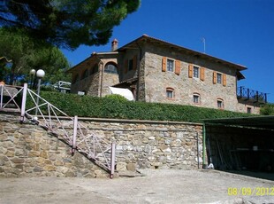 Casa colonica in vendita a Civitella In Val Di Chiana