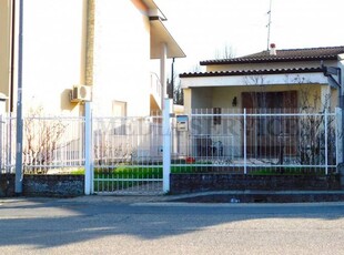 Casa indipendente in Vendita a Gropello Cairoli Gropello Cairoli