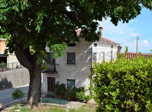 Casa indipendente in Vendita a Montecchio Maggiore Via San Urbano