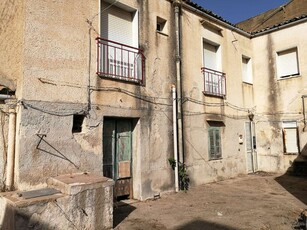 Castelvetrano casa indipendente via Brennero