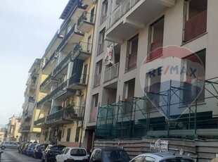 Palazzo / stabile di 2000 mq a Napoli