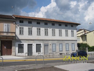 Palazzo / stabile di 281 mq a Gorizia