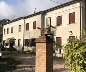 Porzione di casa in Vendita a Galzignano Terme