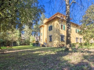 Prestigiosa villa di 800 mq in affitto Viale alessandro volta, Firenze, Toscana