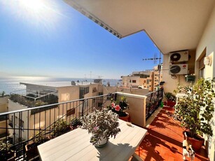 Prestigioso appartamento di 180 m² in vendita Via Francesco Petrarca, Napoli, Campania