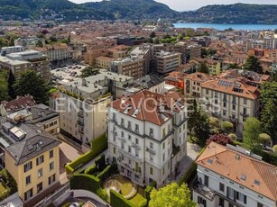 Prestigioso appartamento in vendita Via Giuseppe Ferrari, 8, Como, Lombardia